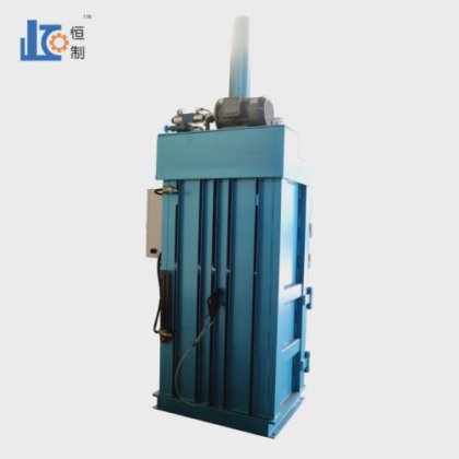 ペットボトルプレス機