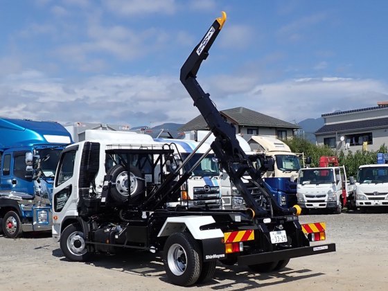 三菱ふそう 2KG-FK72F