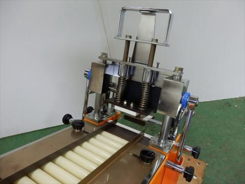 NK-100 小型なまこ餅切断機