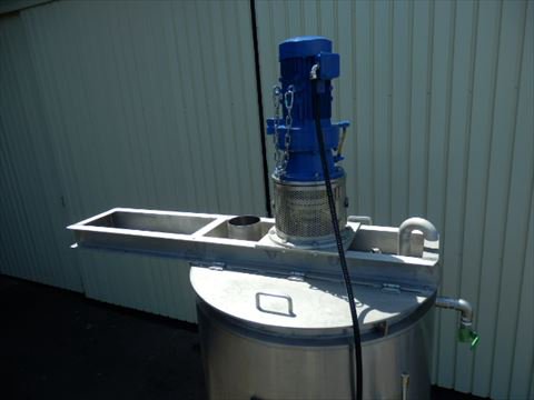 2006 500L storage tank ①.