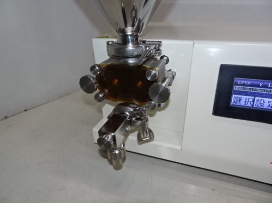 2016 ロータリー式充填機