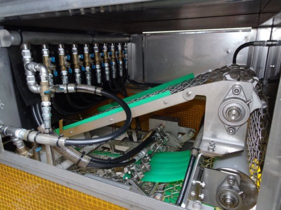 2017 大型ウロコ取り機（エフビック）