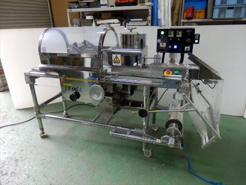 IW06A 逆ピロー包装機