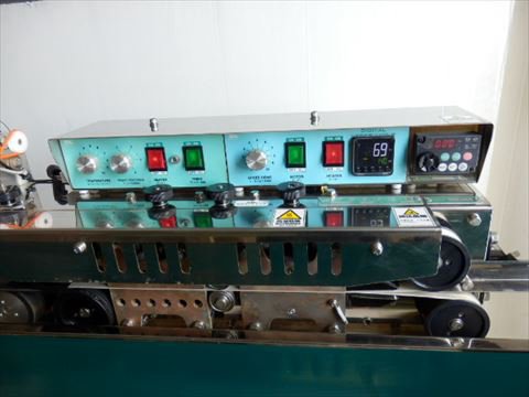 2014 SLS-DV セミ・オートシール機