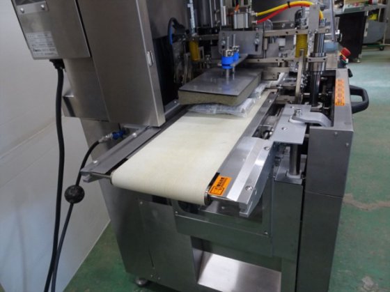 2017 逆ピロー包装機