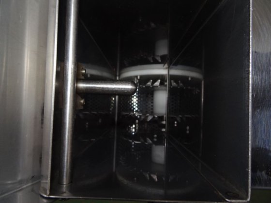 2009 パン粉製造機