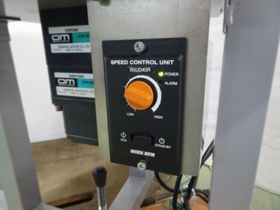 ターンテーブル