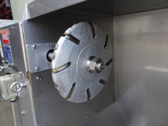 2013 カツオ・マグロ整形機②