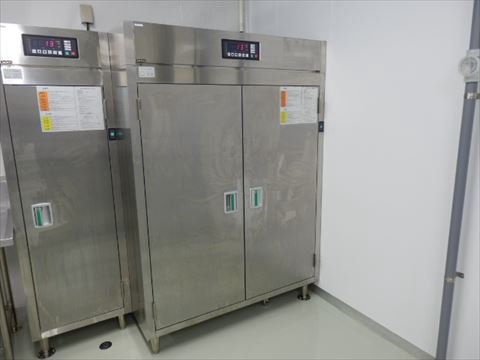 2016 THDE-30BS 電気式熱風消毒保管庫③