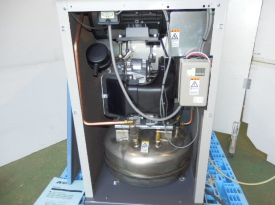 スクロールコンプレッサー