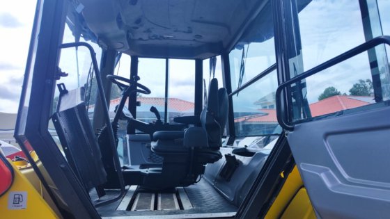 2011 DYNAPAC CC242-HF