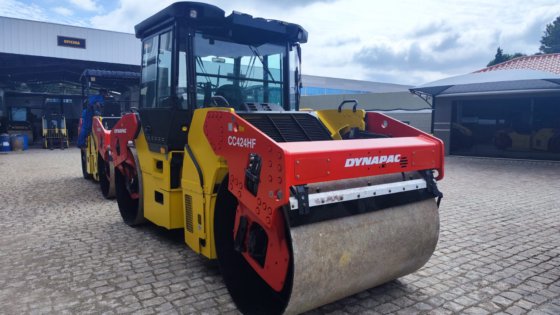 2011 DYNAPAC CC242-HF