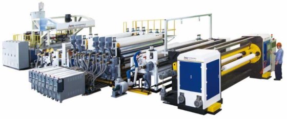 金纬PE透气膜生产线