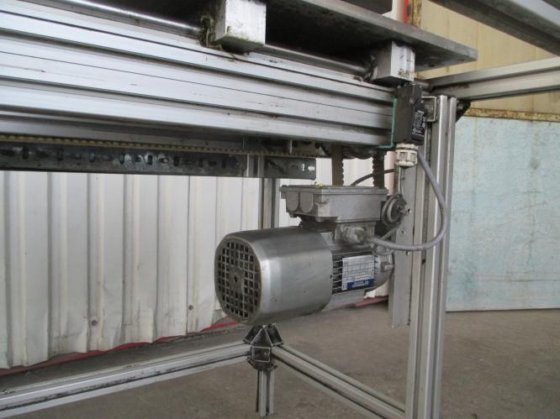 线性输送轨道 2700 毫米，铝质框架 #3873