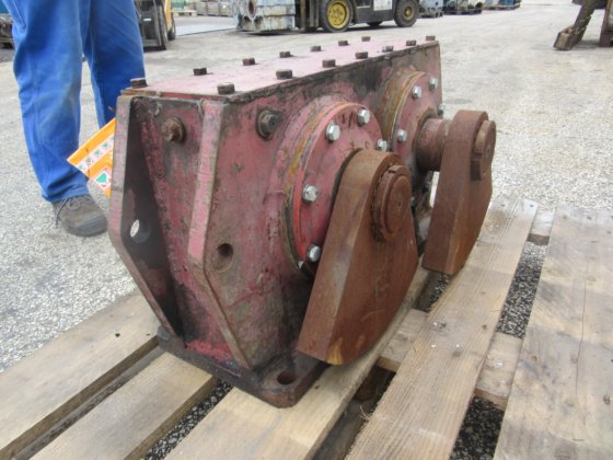 振动器齿轮箱，筛分器齿轮箱 #4357