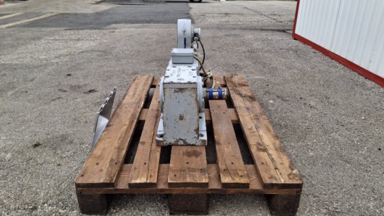 交流电机，带变速箱和滚筒 0.075 千瓦 #4479