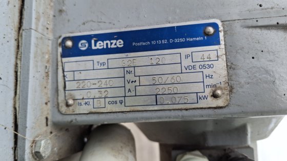 交流电机，带变速箱和滚筒 0.075 千瓦 #4479