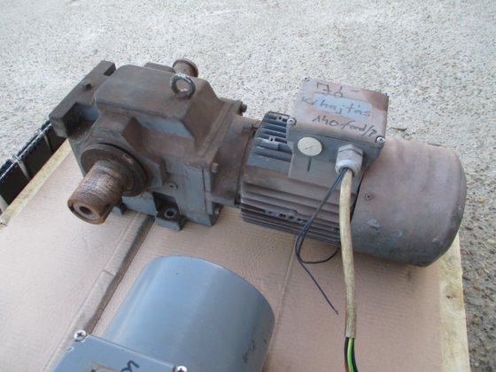 電動モーターによるオーガー駆動～2.5 kW #4571