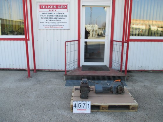 带 2.5 千瓦电机的螺旋钻驱动装置 #4571