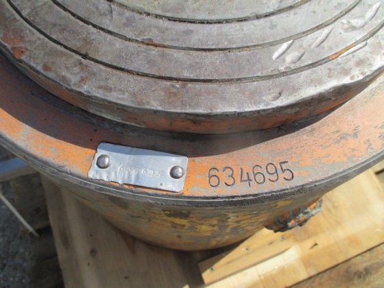 油圧シリンダー #4631