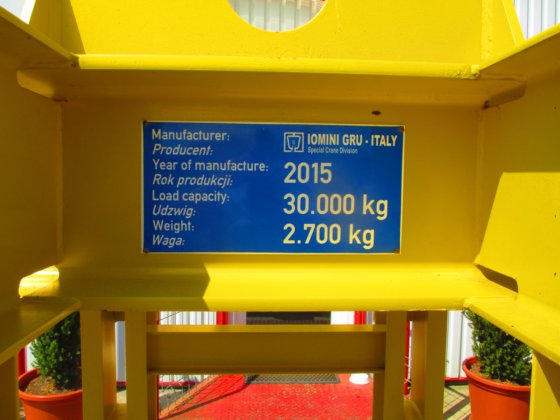 4700 号提升梁装置