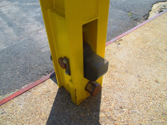 4700 号提升梁装置