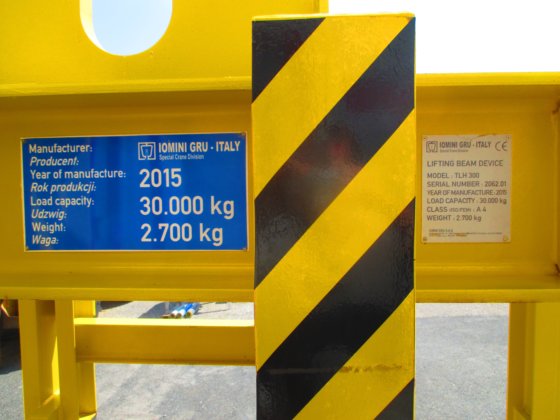 4700 号提升梁装置