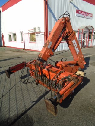 セルフローディングトラッククレーン #5612