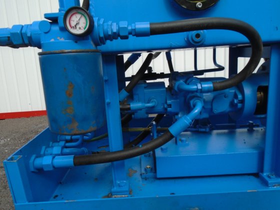 ガソリンエンジン駆動油圧フィードポンプ #5680