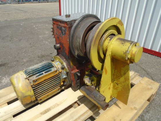 一双旱冰鞋 - 已驱动 #5717