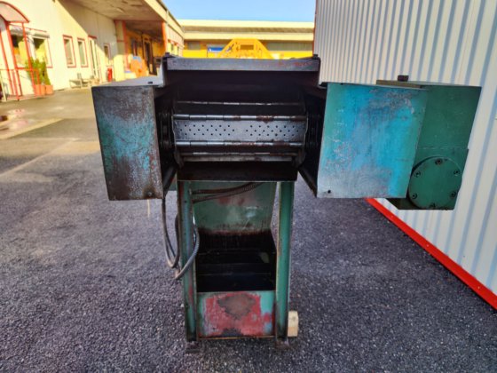 金属屑输送机、金属屑刮刀、金属屑仓 #6117