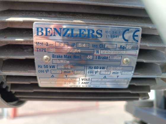 冲孔机，金属冲孔机 #6351