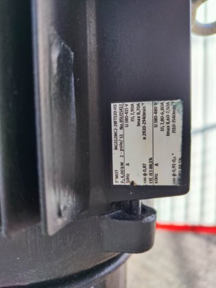 遠心分離機、グルンドフォス4kW #6555