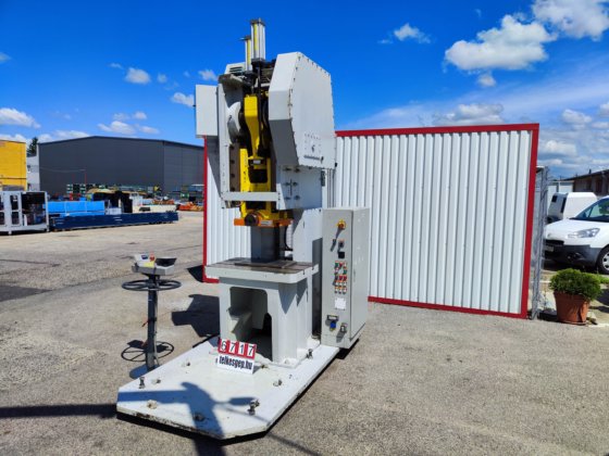 1996 年 8 月 アールマン・マシネンファブリーク社