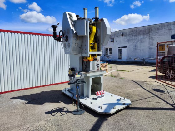 1996 年 8 月 アールマン・マシネンファブリーク社