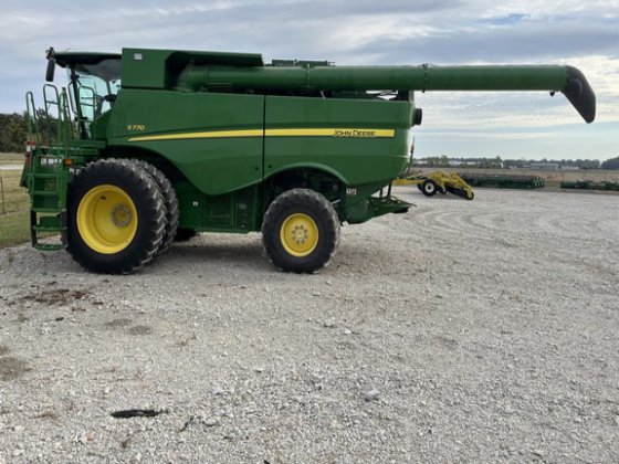 2021 John Deere S770