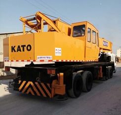 2005 Kato NK500E