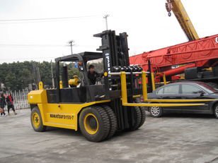 2011 Komatsu FD150