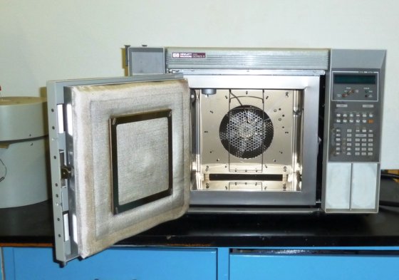 HP Agilent GC/MS 5890/5972 in Woodland, CA, USA