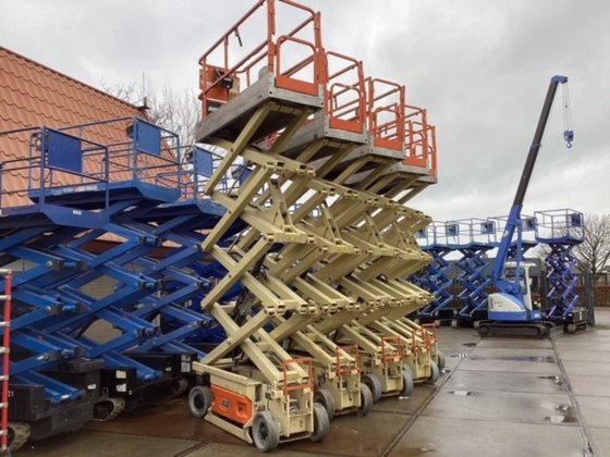 2012 JLG 2630ES