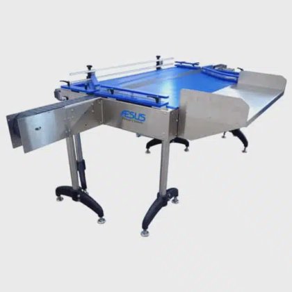 Aesus Feed Bi-Flow Table 6 x 3ft in Pointe-Claire, Quebec, Canada