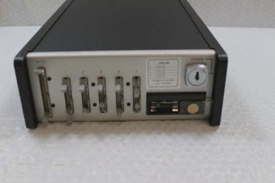 6582 UNIT Instruments URS-100 Mass