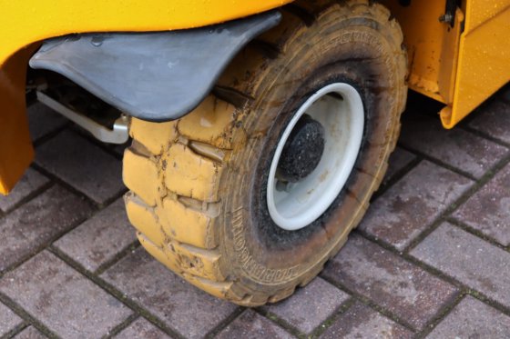 2015 ユンハインリッヒ EFG425K