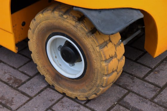 2015 ユンハインリッヒ EFG425K