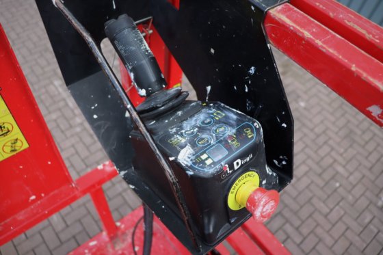 2019 マグニ ES1212E