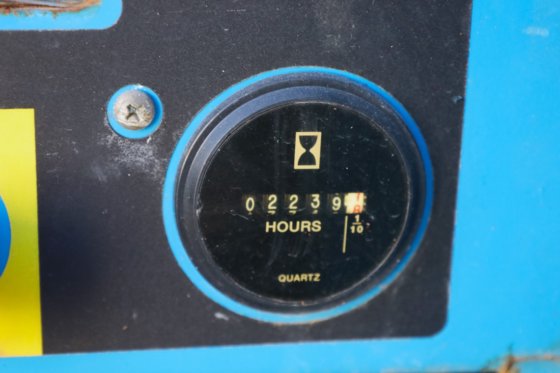 2012 ジーニー GS4390