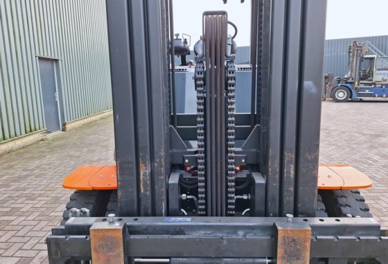 2022年式トヨタ9FBM70T