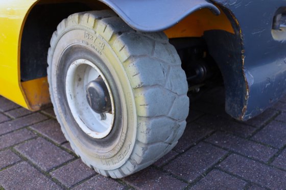 2009 ユングハインリッヒEFG425K