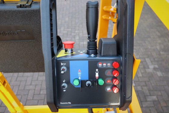 2023 ハウロッテ・コンパクト8N