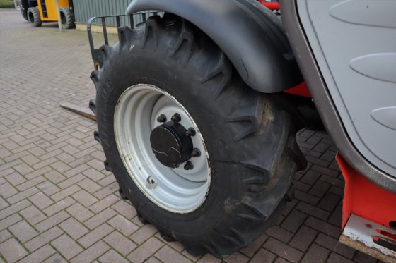 2014 マニトウ MT932